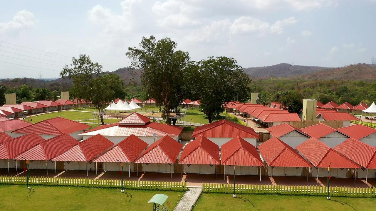 Praveg Tent City Narmada, Statue Of Unity Kevadia Екстериор снимка
